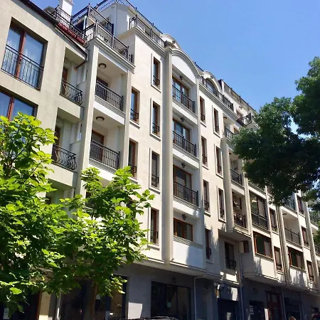Flat & Free Parking Апартаменты